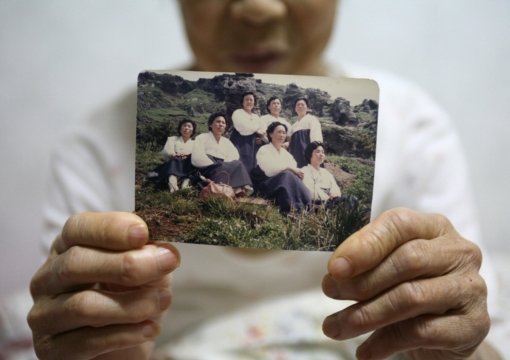 4월3일 개봉하는 다큐멘터리 영화 ‘비념’. 사진제공|반달, 볼