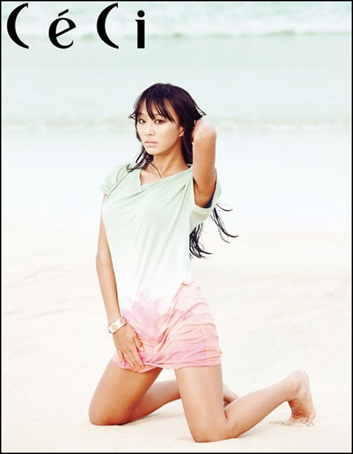 씨스타19 해변 화보