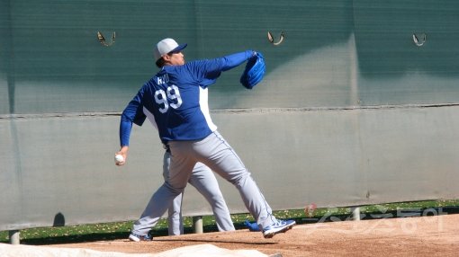 LA 다저스 류현진이 9이닝 2안타 무4사구 7탈삼진 무실점의 쾌투로 메이저리그 데뷔 후 첫 완봉승을 거뒀다. 스포츠동아DB