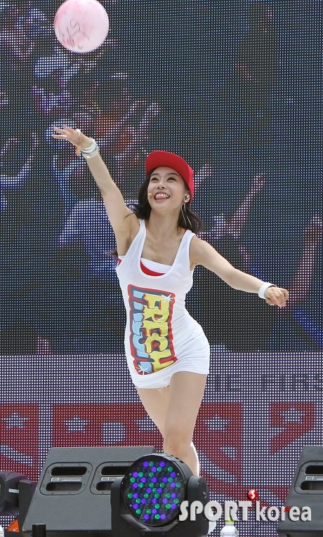 ‘여자 대통령 걸스데이 쇼케이스’