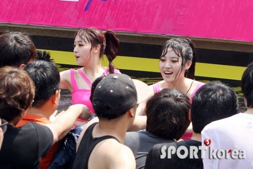 ‘여자 대통령 걸스데이 쇼케이스·구미호춤’