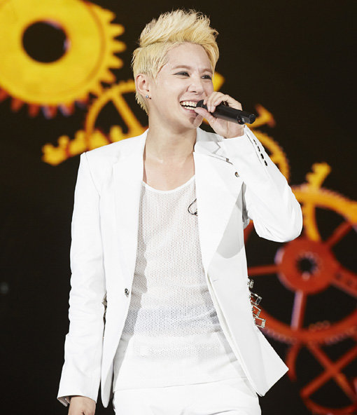 그룹 JYJ 멤버 김준수가 1년 만에 솔로 앨범을 낸다. 처음으로 대형 유통사와 손잡은 행보여서 활약에 관심이 쏠린다. 사진제공｜씨제스엔터테인먼트