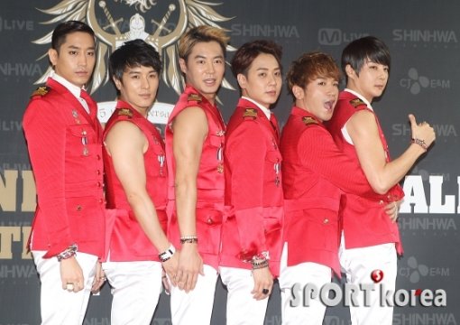 그룹 신화. 사진|스포츠코리아