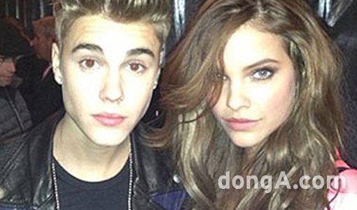 ‘바바라 팔빈 저스틴 비버 셀레나 고메즈’