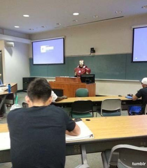 ‘강단에 선 아이언맨’