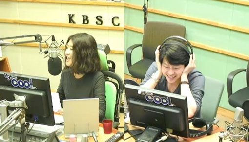 ‘엄기준 인기비결’