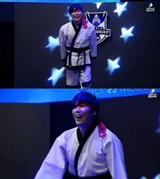 ‘이현우 리신 코스프레’