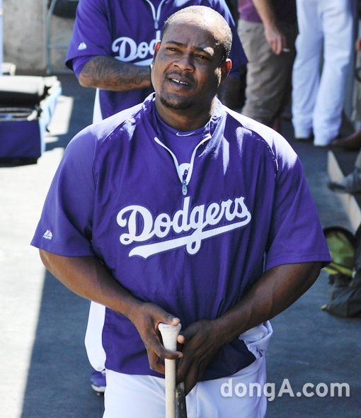 후안 유리베. 동아닷컴DB