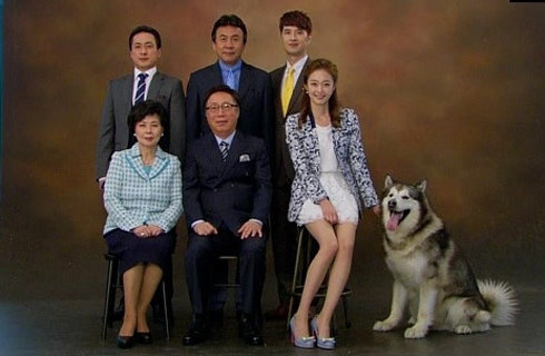 ‘오로라공주’에서 주인공만큼이나 존재감 있는 캐릭터로 등장했던 개 ‘떡대’(오른쪽). 사진제공｜MBC