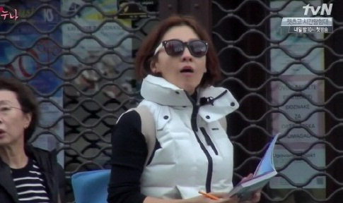 이미연 단벌 패션