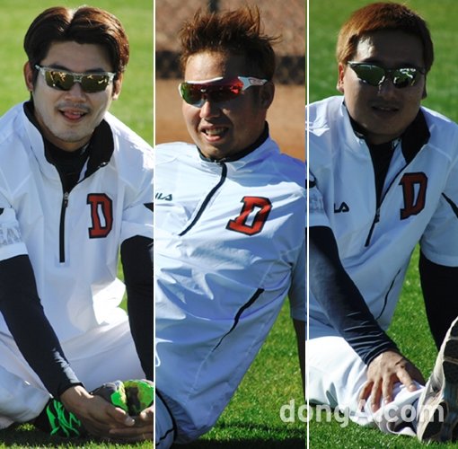 두산의 노경은, 유희관, 정재훈(왼쪽부터). 사진 | 애리조나=이상희 동아닷컴 객원기자 sang@Lee22.com