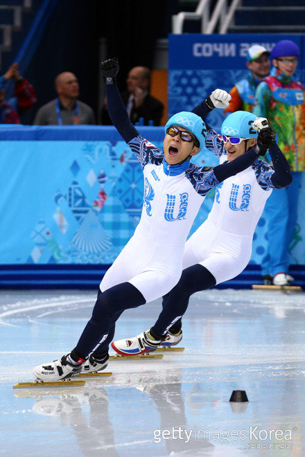 환호하는 안현수. 사진=GettyImages/멀티비츠