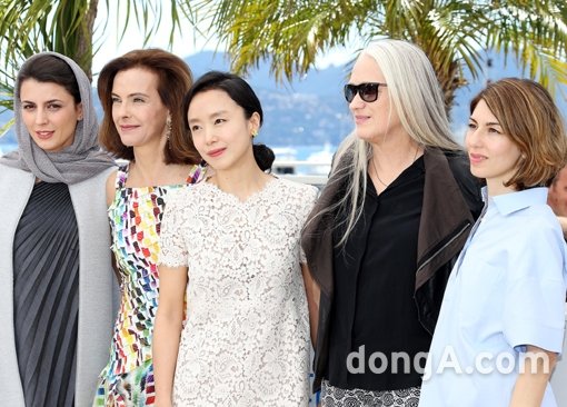 ‘칸 영화제 심사위원 전도연’. 사진｜TOPIC / Splash News