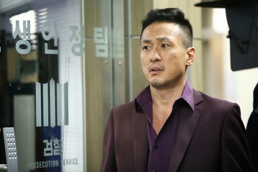 MBC 월화드라마 ‘오만과 편견’ 출연을 위해 5kg 감량에 성공한 손창민. 사진제공|MBC·본팩토리