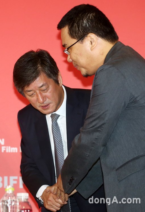 부산국제영화제 집행위원장 이용관(왼쪽). 동아닷컴DB