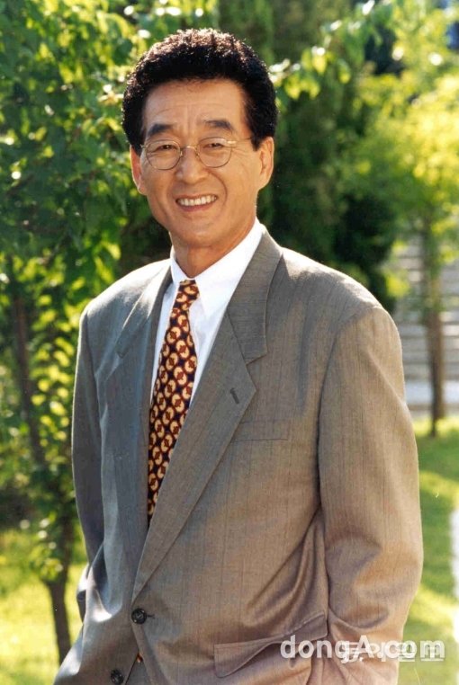 위키리, 사진|동아일보DB