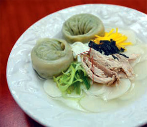 출처= 동아일보 DB