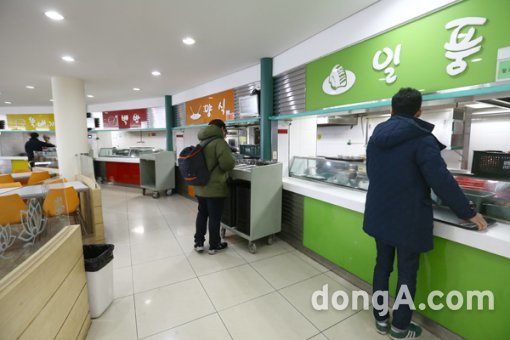 깨끗하고 깔끔한 배식 장소