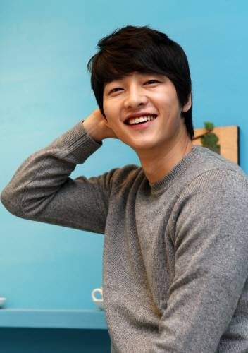 출처= 동아 DB, 송중기 ‘태양의 후예’