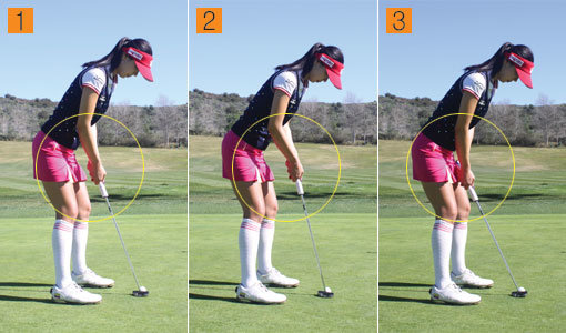 1. 그립을 잡았을 때 양손은 허리 바로 아래 지점에 오는 것이 좋다. 눈과 볼, 타깃 라인이 동일 선상에 있어 좀 더 편안하고 자연스러운 퍼팅을 할 수 있다. 2. 손이 몸과 많이 떨어져서 앞쪽으로 나와 있으면 퍼터 헤드의 힐(뒷부분)쪽이 들려 있어 정확하게 스트로크 하더라도 공이 오른쪽으로 밀리는 실수가 나올 수 있다. 3. 자세가 낮고 손이 몸쪽에 바짝 붙어 있는 상태에선 퍼터 헤드의 토우(앞부분)가 들리게 돼 스트로크 때 왼쪽으로 당겨 치는 실수가 자주 발생하게 된다.