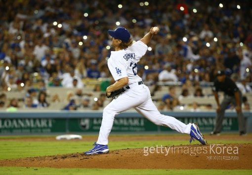 LA 다저스는 내셔널리그 디비전시리즈에서 뉴욕 메츠와 격돌한다. 다저스는 클레이튼 커쇼와 잭 크레인키(사진)로 구성된 막강 원투펀치를 앞세워 승리를 노린다. 사진=ⓒGettyimages멀티비츠