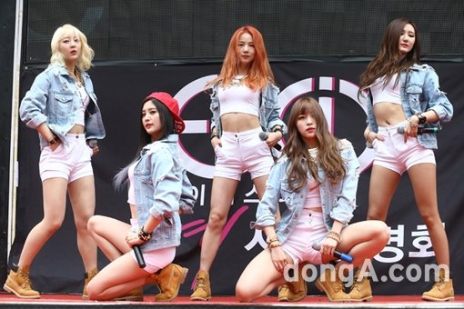 11월 새 음반을 발표하고 3연속 히트를 노리는 EXID. 동아닷컴DB