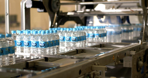 백산수 신공장에는 0.5L와 2L제품을 생산하는 2개의 생산라인이 가동되고 있다. 사진제공|농심