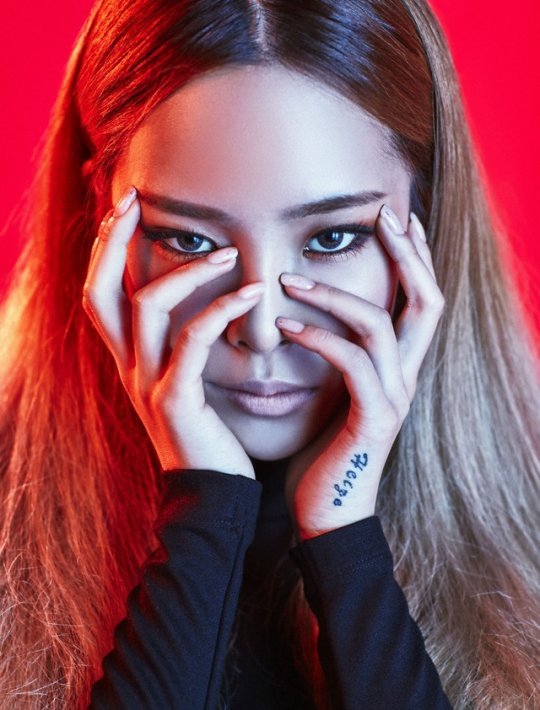 사진 출처 = 헤이즈 인스타그램