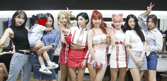 사진=공식 트위터