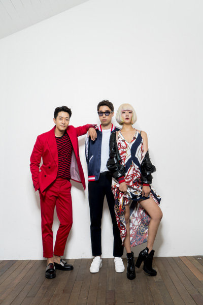 그룹 클래지콰이가 2년 만에 정규앨범 ‘트래블러스’를 발표하고 팬들과 음악 여행을 떠났다. 왼쪽부터 알렉스, 클래지, 호란. 사진제공|플럭서스뮤직