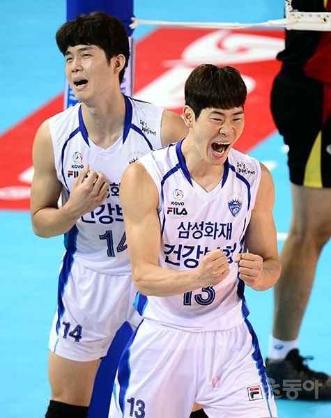 삼성화재 최귀엽(앞쪽). 스포츠동아DB