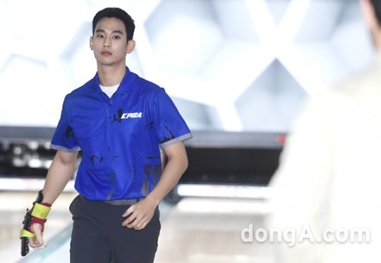 김수현 '볼링의 재미'