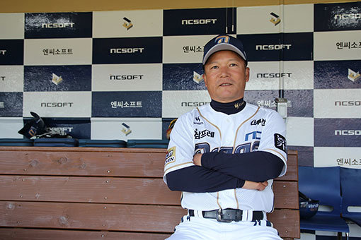 ‘코치, 그들을 말한다’의 첫 번째 주인공은 NC 김평호 신임코치다. 주루방면에 능통해 ‘도루왕 제조기’로 불리는 김 코치는 새 팀 NC에서 다시금 노하우를 전파하겠다는 각오를 나타냈다. 사진제공 ｜ NC