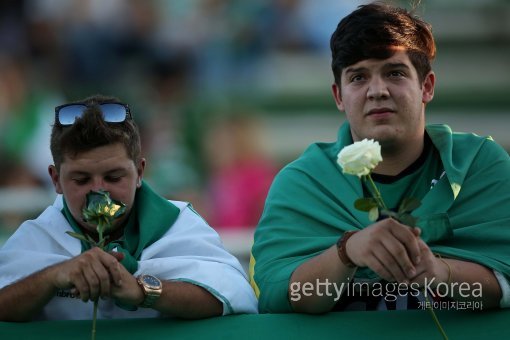 샤피코엔시 비행기 사고 애도. ⓒGettyimages/이매진스