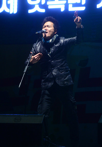 가수 안치환. 사진제공|KOPA 사진공동취재단