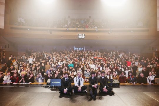 사진=해피로봇레코드