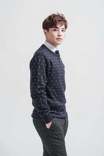 가수 구자명은 최근 MBC ‘일밤-복면가왕’에 출연해 화제를 모았다. 3년 전 음주운전 사건에 대해 “평생 채찍질하며 살아가겠다”면서 “목소리가 나오지 않을 때까지 노래하겠다”고 각오를 다지고 있다. 사진제공｜오앤오엔터테인먼트