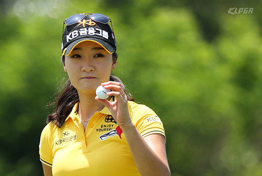투어 4년차 오지현은 성장세를 멈추지 않으며 조금씩 정상을 향하고 있다. 21일부터 경남 가야골프장에서 열리는 KLPGA 투어 넥센세인트나인마스터즈에서 통산 3번째 우승에 도전한다. 사진제공 ｜ KLPGA