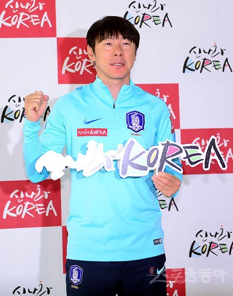 신태용 U-20 대표팀 감독이 1일 경기도 파주 국가대표트레이닝센터(NFC)에서 열린 미디어데이에 참석해 20일 개막하는 ‘국제축구연맹(FIFA) U-20 월드컵 코리아 2017’에서 선전을 다짐하고 있다. 파주 ｜ 김민성 기자 marineboy@donga.com