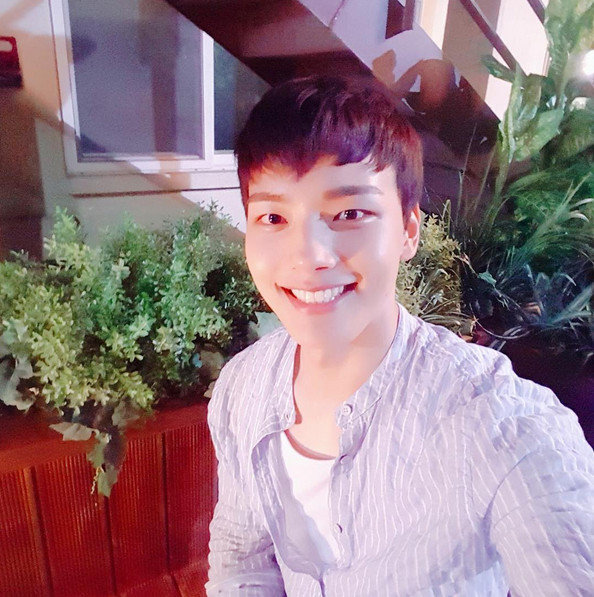 사진 | 여진구 인스타그램