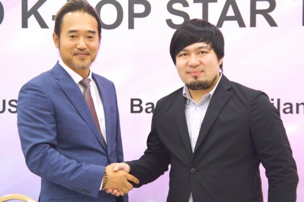 사진 |식스오션스 문보환 대표(좌)-액트아츠컴퍼니 티티팟 대표(우)