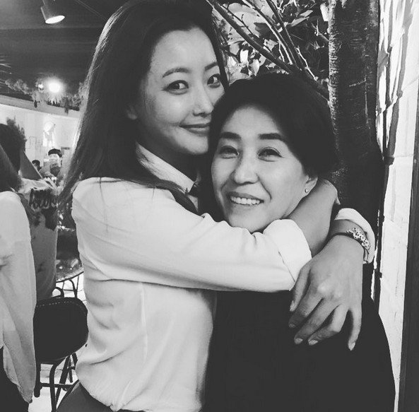 사진 | 김희선 인스타그램