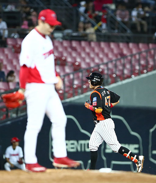 22일 경기에서 양현종을 상대로 홈런을 기록한 강민호. 사진제공|롯데 자이언츠