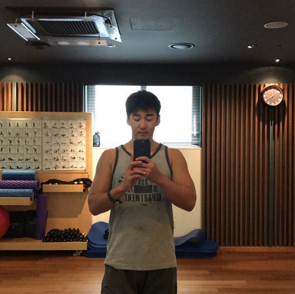 사진ㅣ윤계상 인스타그램