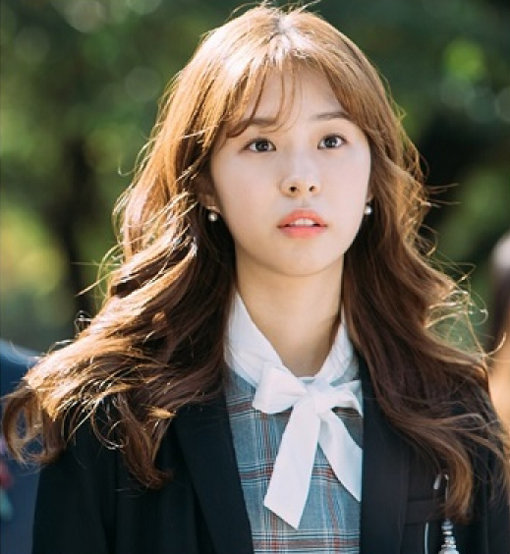 KBS 2TV 주말극 ‘황금빛 내 인생’을 통해 주가를 높이는 연기자 서은수. 사진제공|KBS