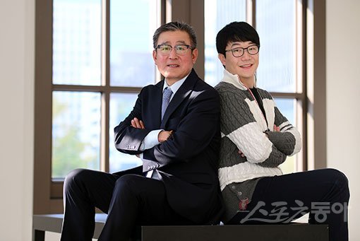 일민미술관. KIA 김기태 감독과 MVP 양현종. 김종원 기자 won@donga.com