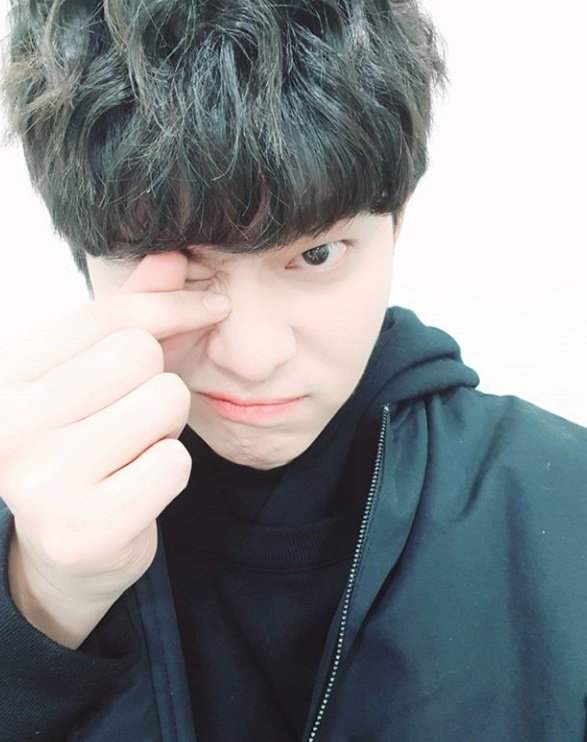 사진｜윤균상 인스타그램