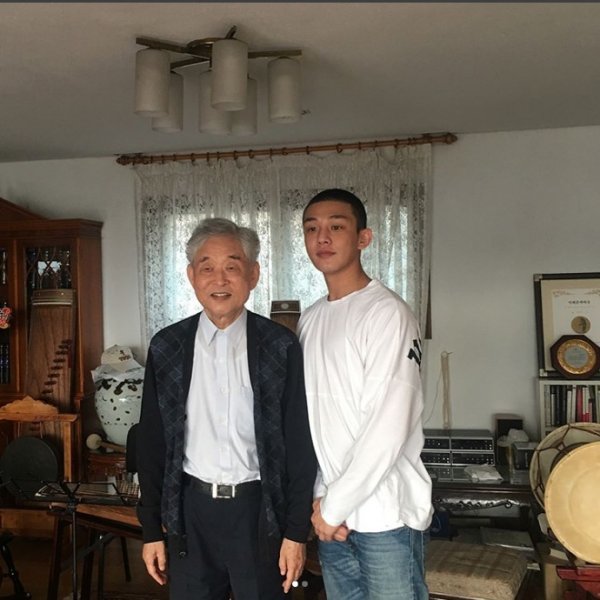 사진 ｜유아인 인스타그램