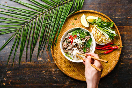 쉐라톤 사이공 호텔&타워스의 셰프를 초청해 진행하는 쉐라톤 서울 디큐브시티 호텔의 베트남@피스트.