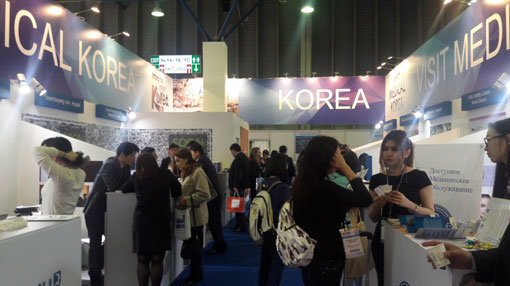지난 ‘2017 카자흐스탄 국제관광박람회’의 한국의료관광홍보관.